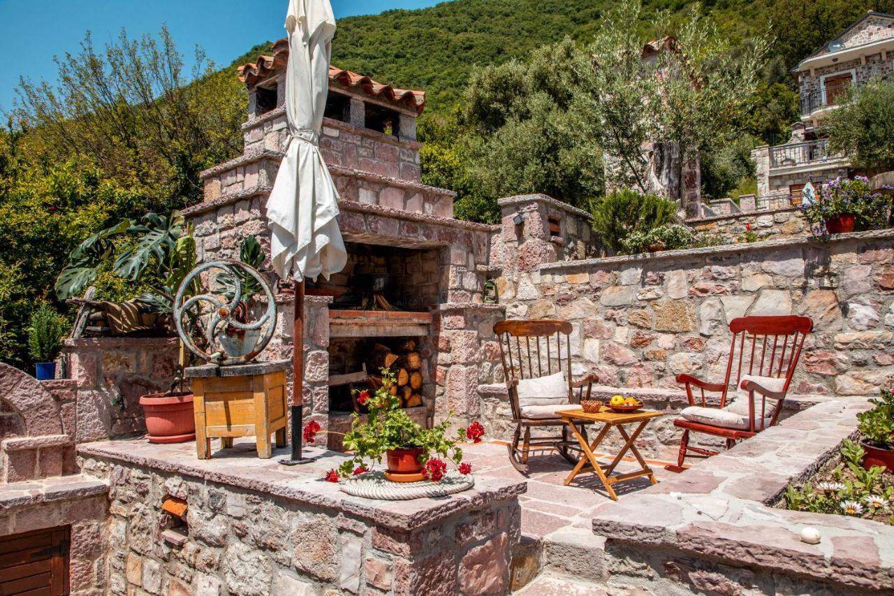 Old Stone House Villas Tivat Exterior photo